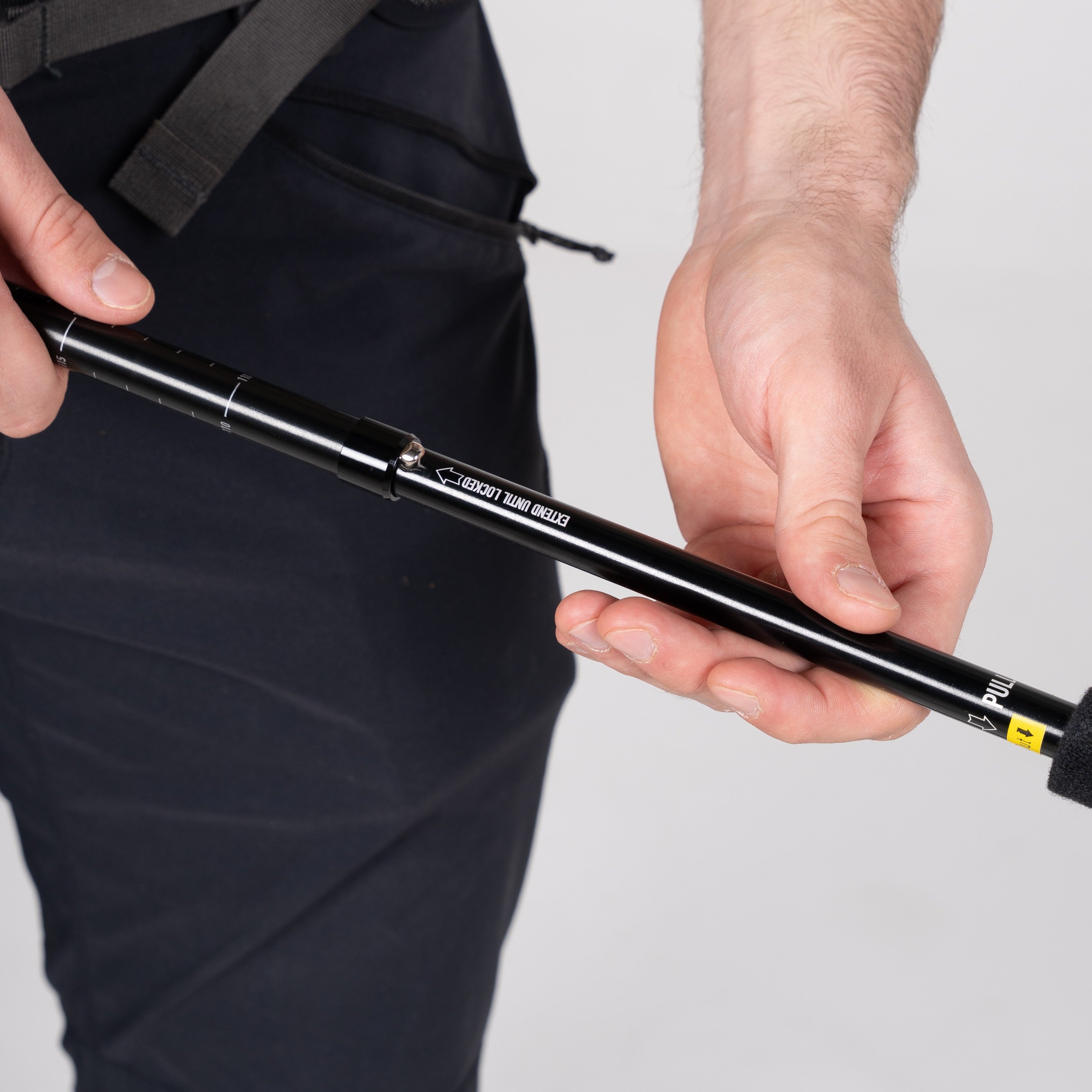 Trekmates Fold Lock Pole bastoncini neri paio 125 cm