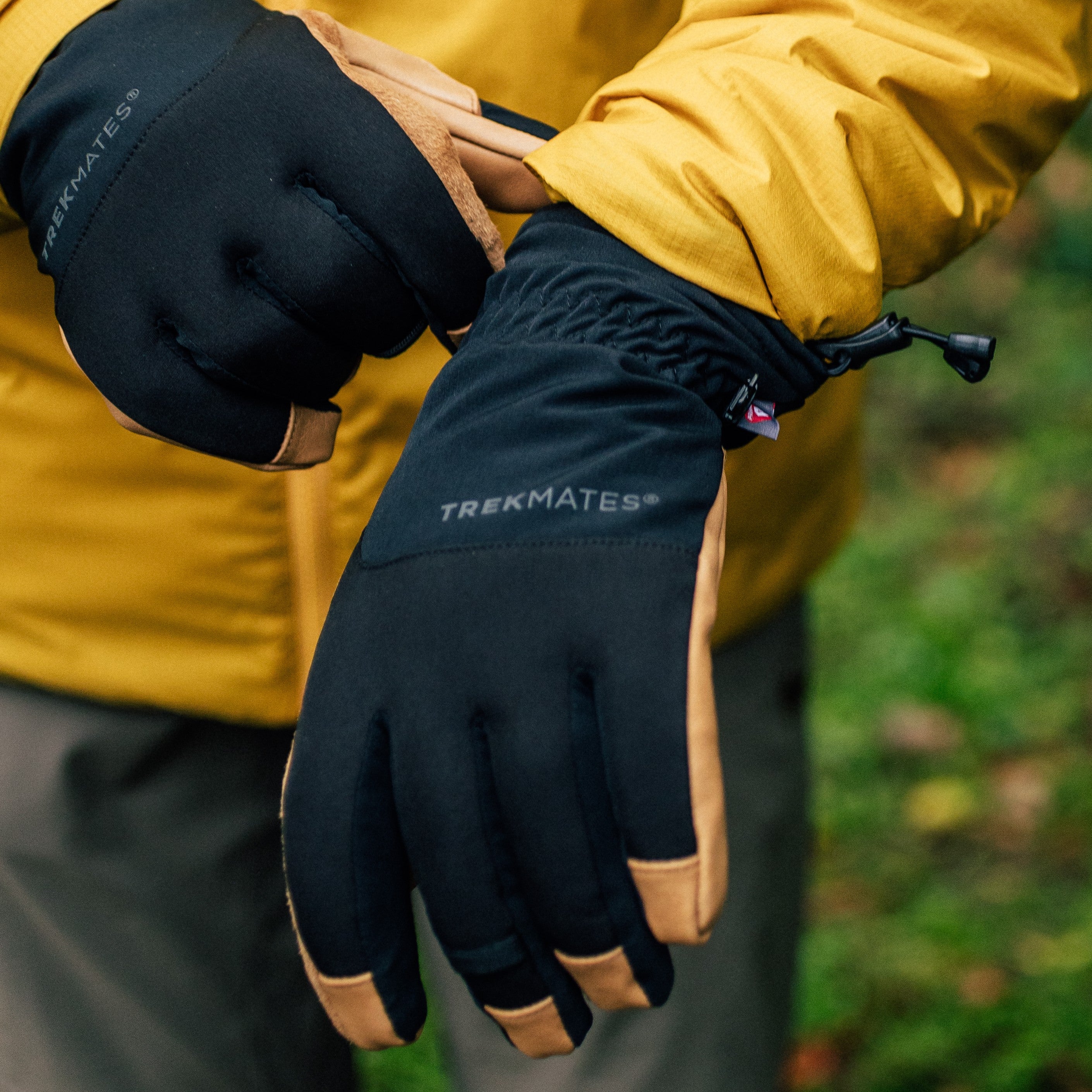 TREKMATES Gratton DRY Guanti Black/Tan impermeabili