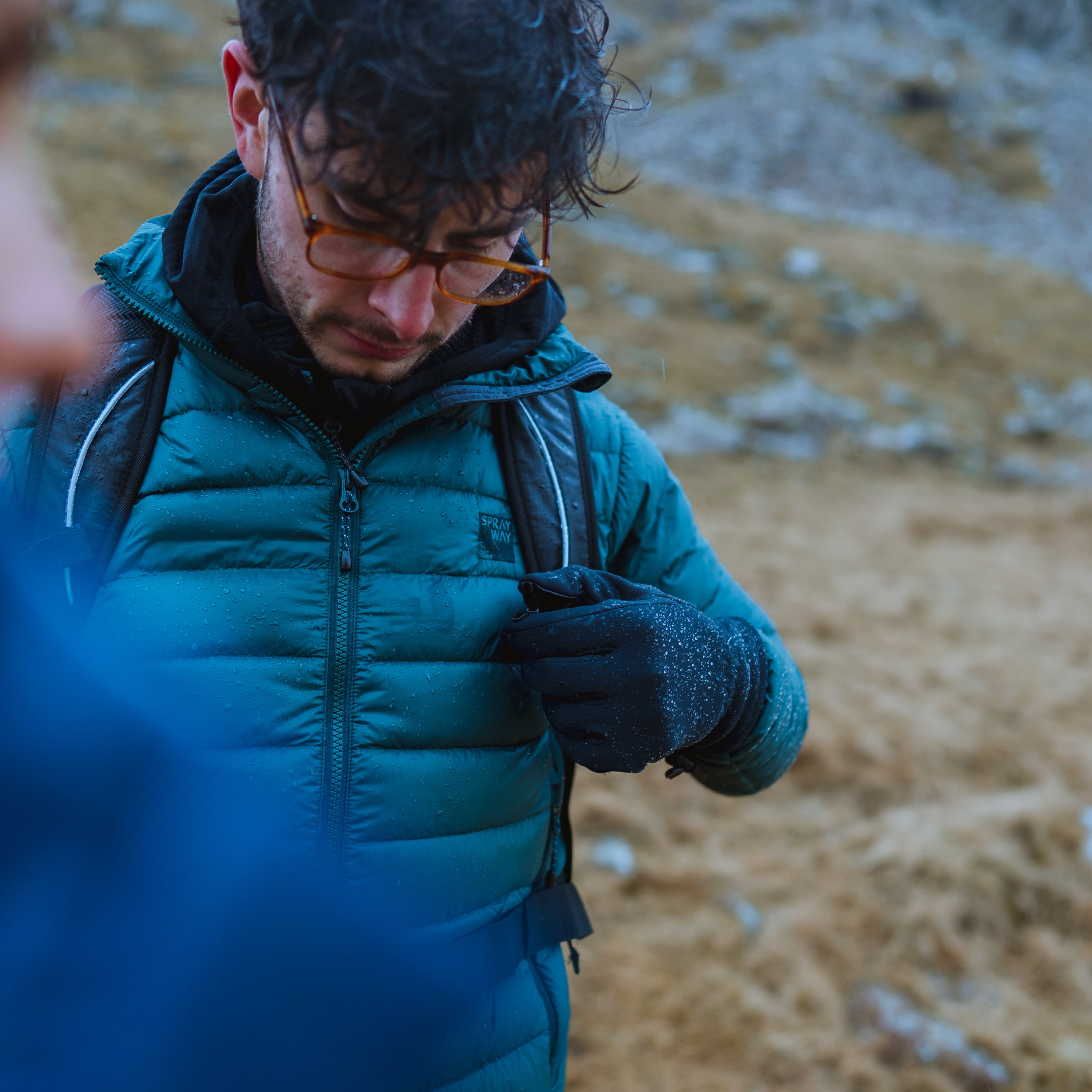 Trekmates Rigg Glove guanti antivento neri windproof