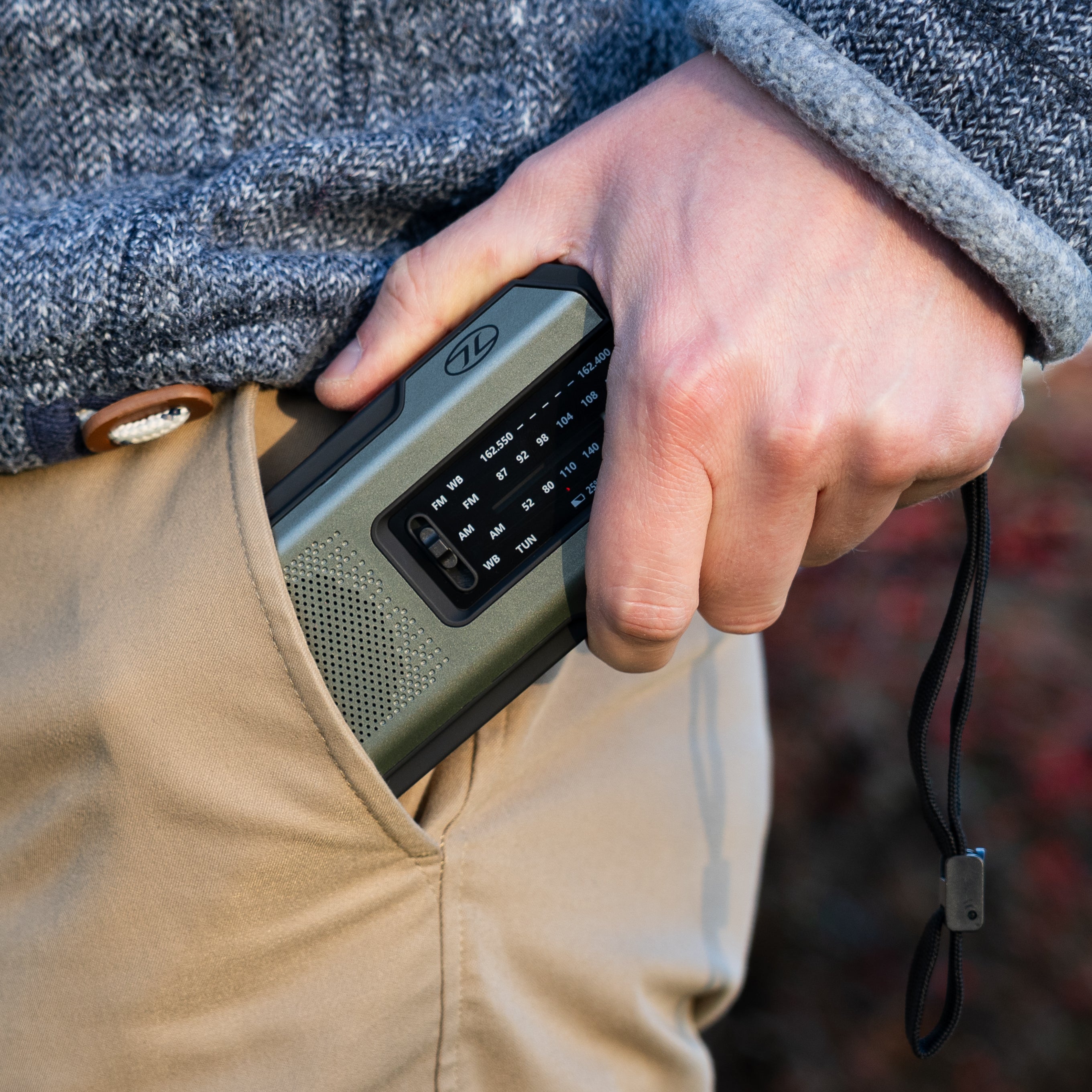 Highlander Emergency Hub kit emergenza con radio