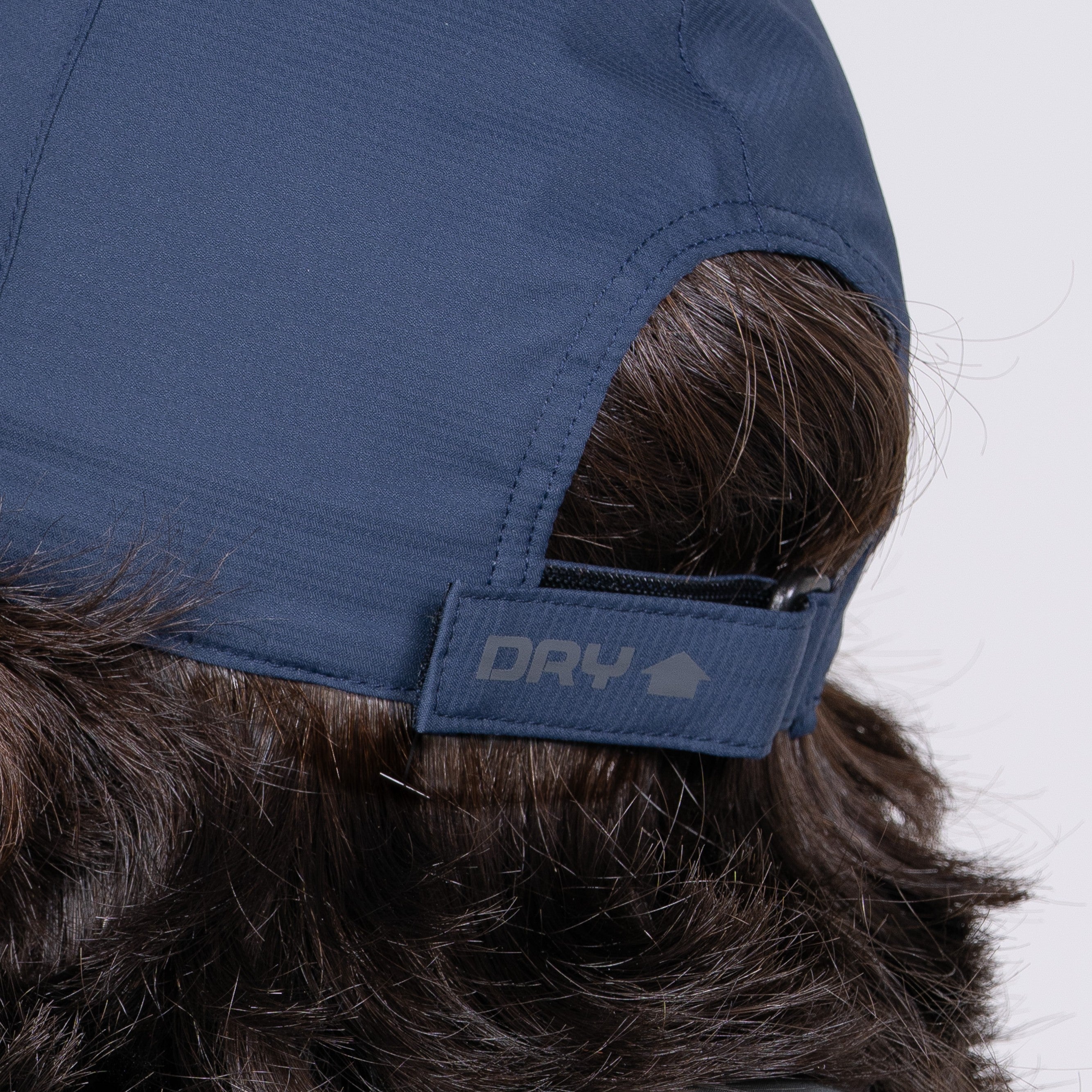 Trekmates Fornax DRY cappellino impermeabile blu