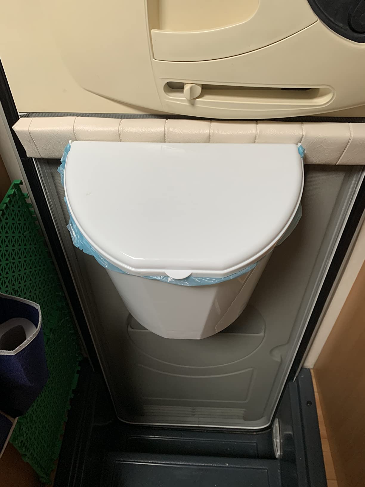 Brunner Pillar XL pattumiera campeggio 10 litri con coperchio